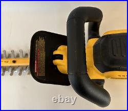 Cordless 22 in Hedge Trimmer Dewalt DCHT820B 20v Max Li Ion Tool Only