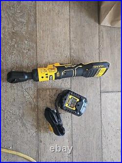 DEWALT Ratchet 20V Cordless LED Light Compact Durable Variable Speed (Tool Only)