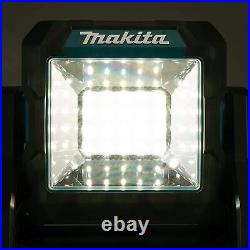 Makita ML003G 40V max XGT Lithium-Ion Cordless L. E. D. Work Light (Tool Only)