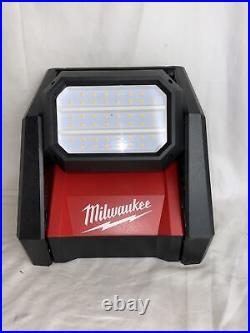 Milwaukee 2366-20 M18 ROVER Compact 4000 Lumens LED Flood Light (Tool Only)