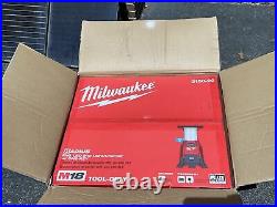 Milwaukee RADIUS M18 LED Site Light/Charger with ONE-KEY (Tool Only)