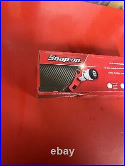 Snap-on 800 Lumen Red Rechargeable 18V LED Dual Work Light. Tool Only. No Battery